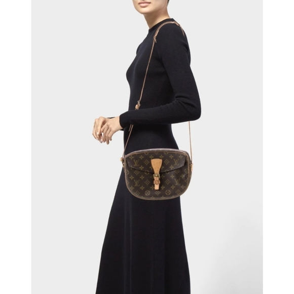 Authentic Louis Vuitton Juene Fille crossbody - Picture 2 of 15